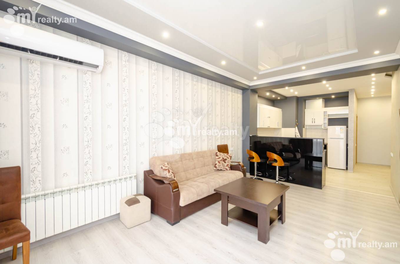 3 սենյականոց բնակարան  Ծիծեռնակաբերդի խճուղի, Կենտրոն Երևան, 139333