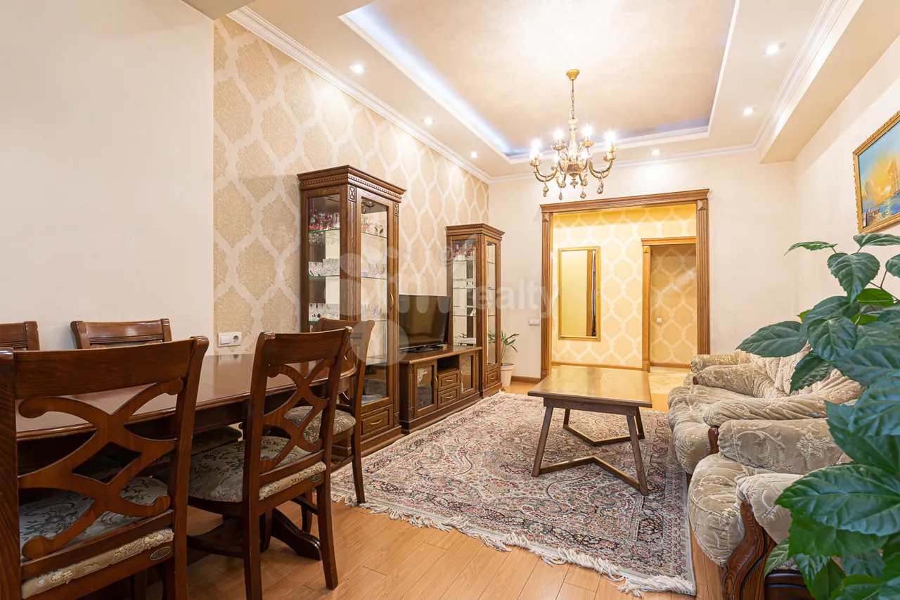 3 bedroom apartment for sale Komitas Ave, Arabkir Yerevan, 158243