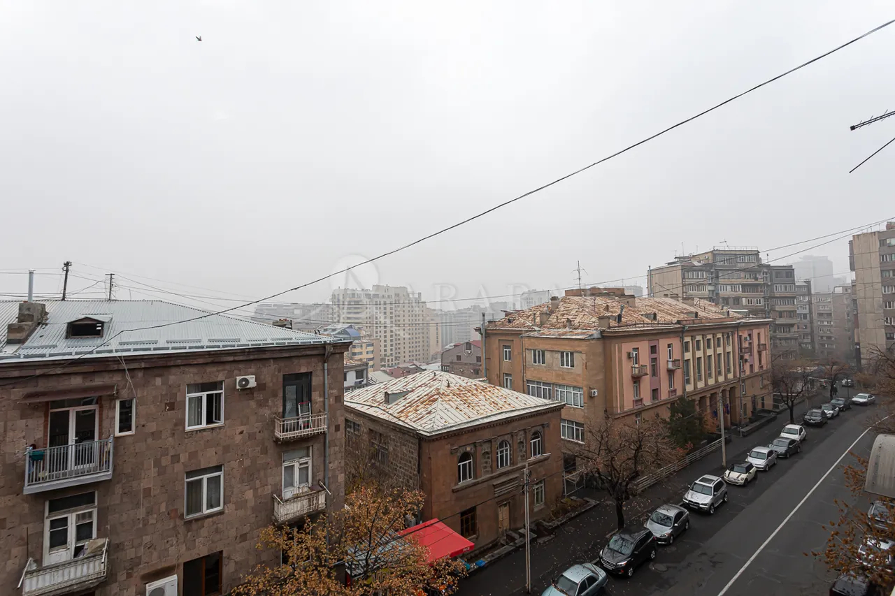 2 bedroom apartment for sale خیابان د. دِمیرچیان, مرکز شهر ایروان, 158229