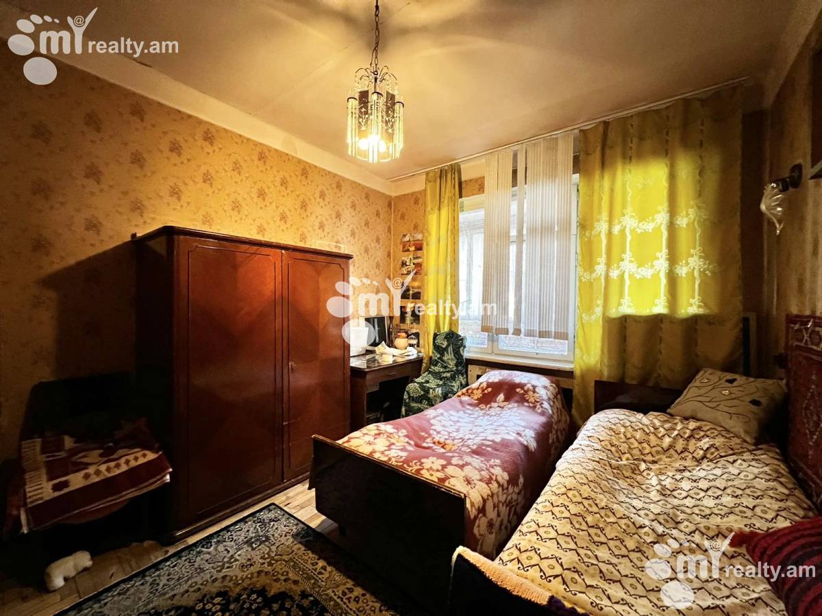 Купить 2 комнатную квартиру Амбардзумян ул, Арабкир Ереван, 129145