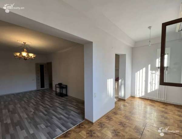 3-senyakanoc-bnakaran-vacharq-Yerevan-Arabkir