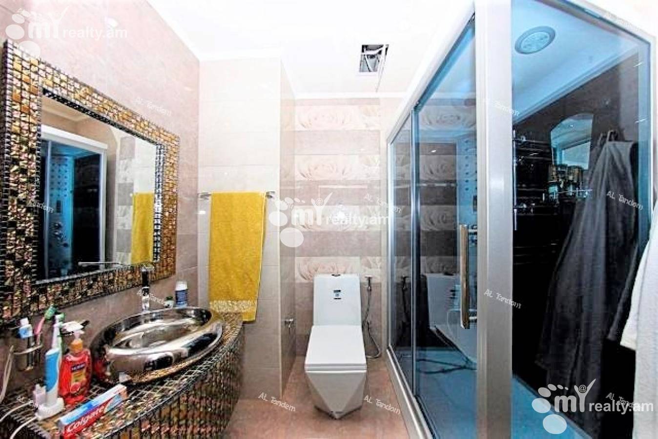 4 bedroom apartment for sale Vardanants St, Center Yerevan, 135107