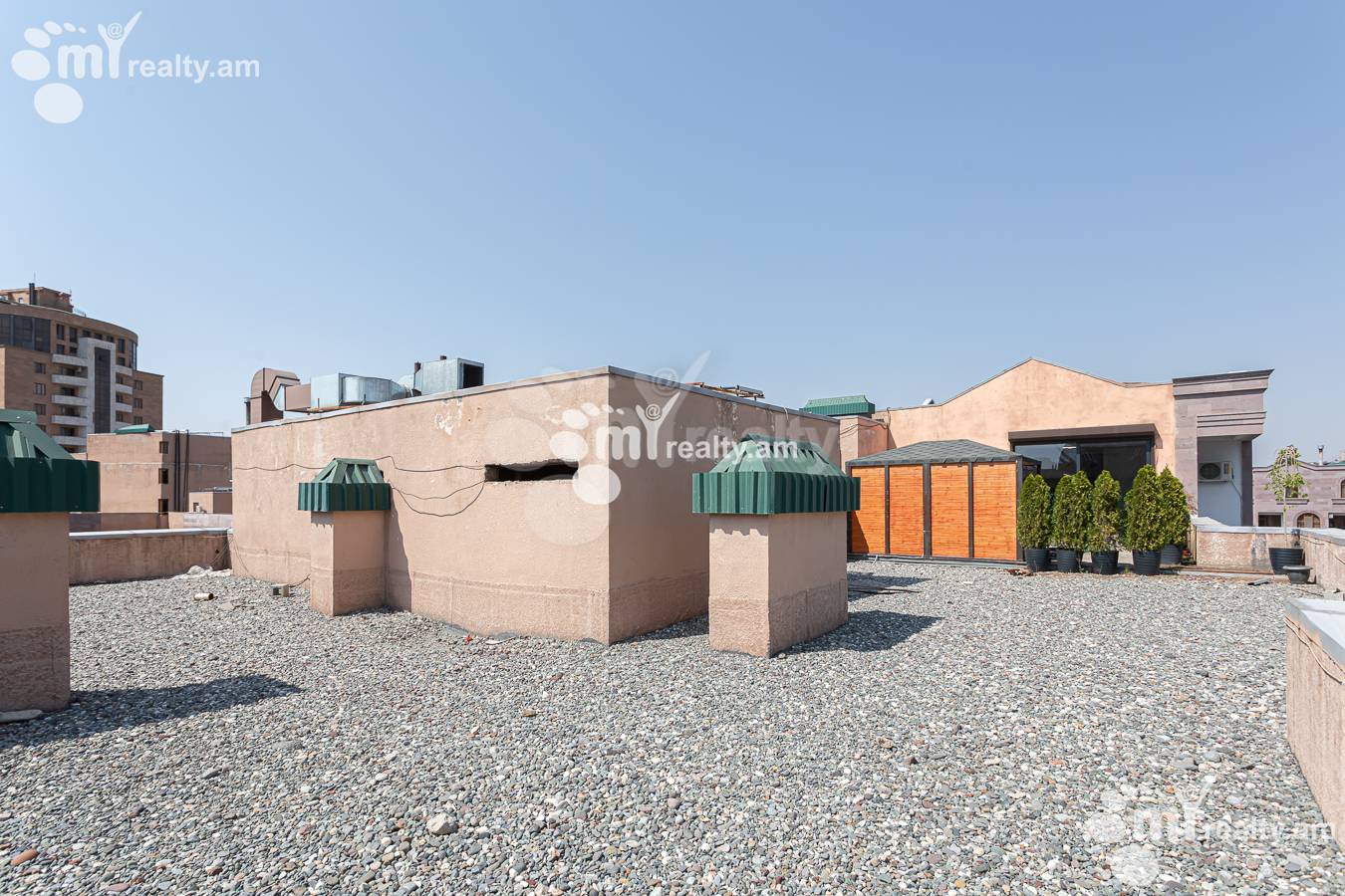 4 bedroom apartment for sale خیابان آدونس, عربگیر ایروان, 156083