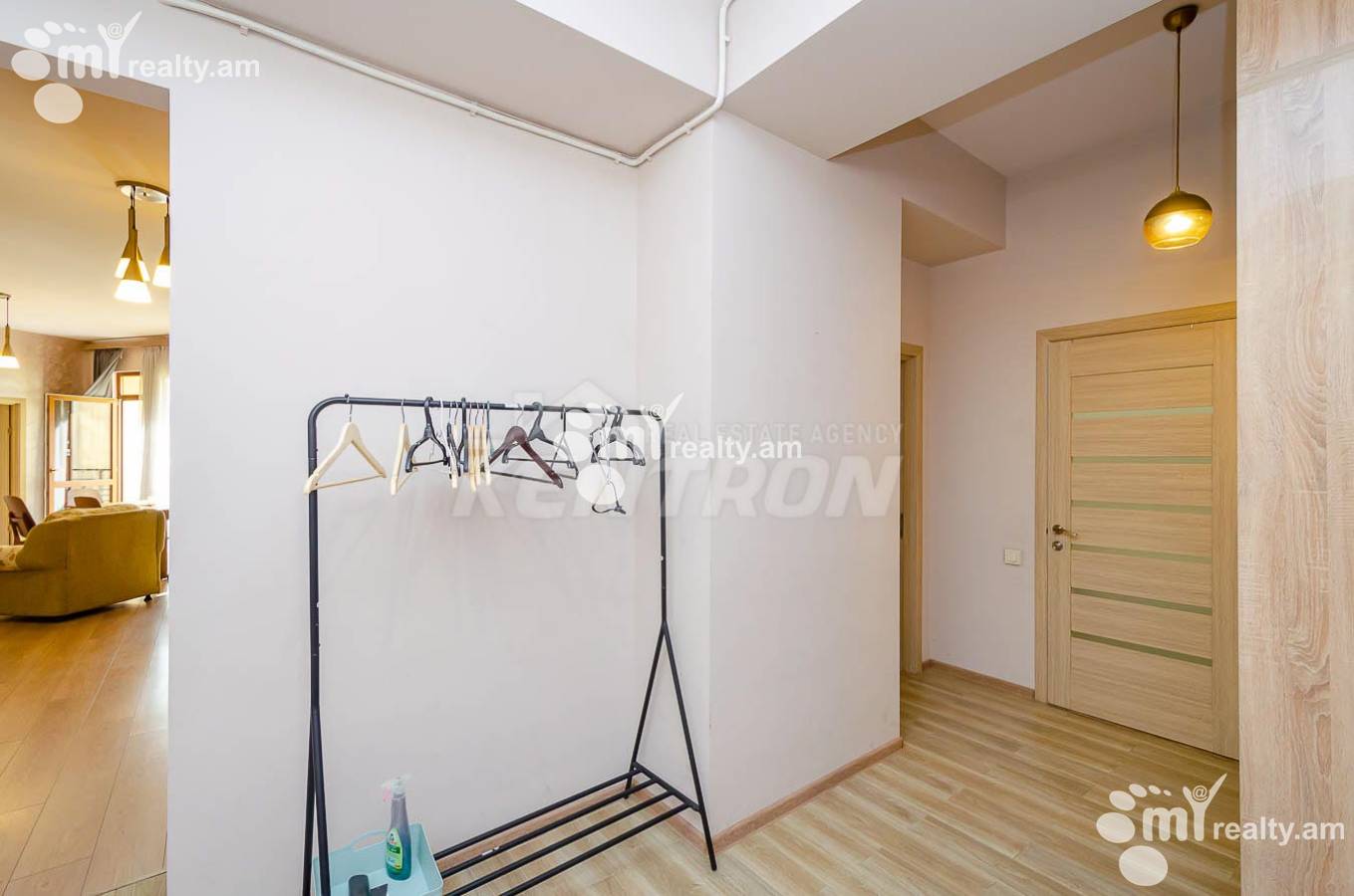 3 bedroom apartment for sale خیابان یِکمالیان, مرکز شهر ایروان, 155281