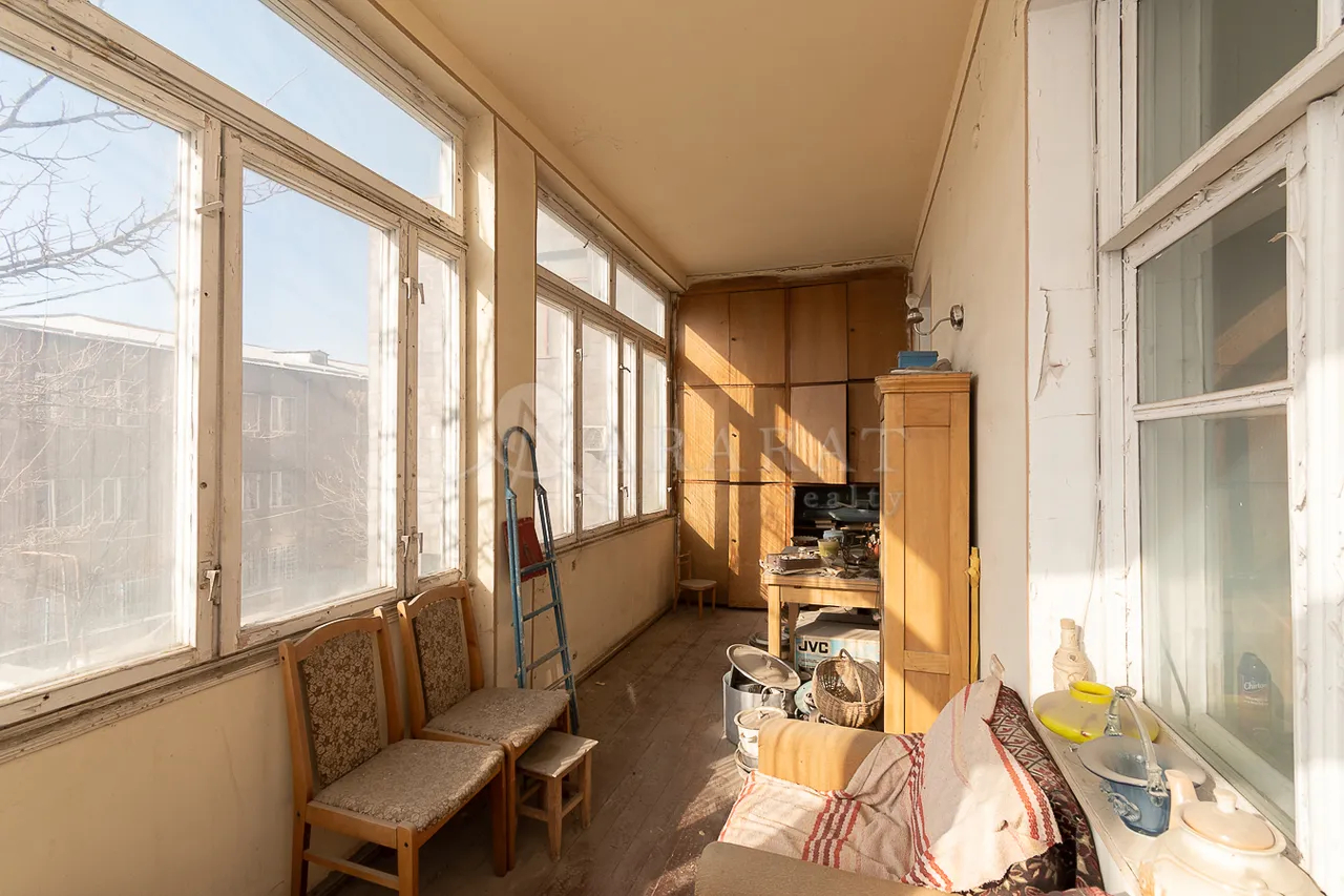 3 bedroom apartment for sale Baghramyan Ave (Kentron), Center Yerevan, 158943