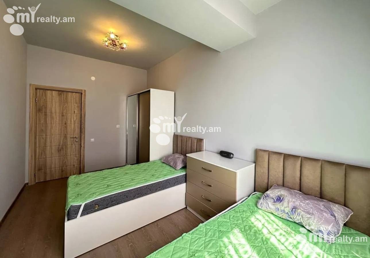 4 bedroom apartment for rent Adonts St, Arabkir Yerevan, 157132