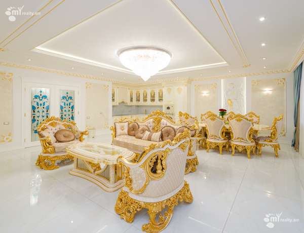 3-senyakanoc-bnakaran-vacharq-Yerevan-Center