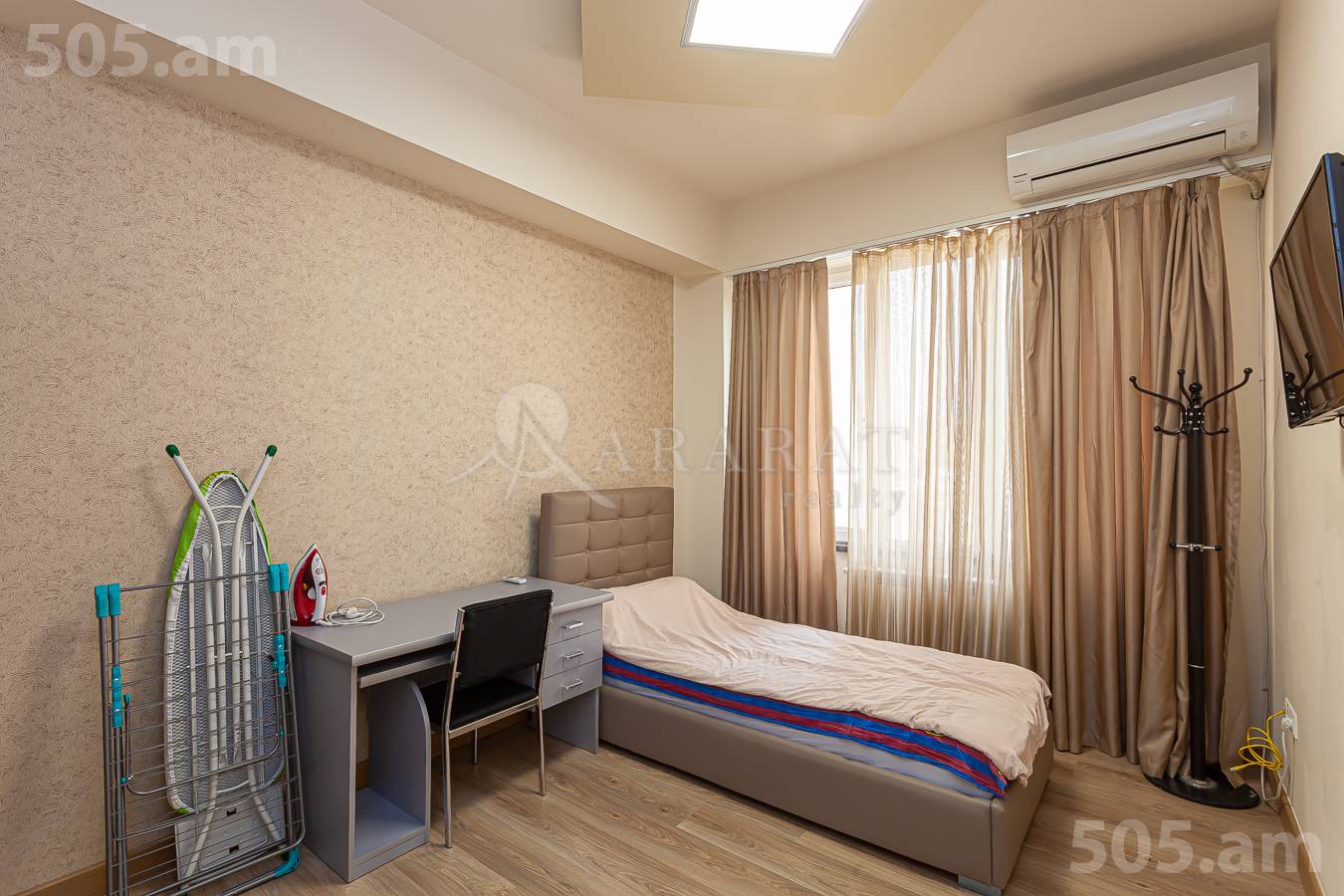 Купить 3 комнатную квартиру Гюлбенкян ул, Арабкир Ереван, 149327