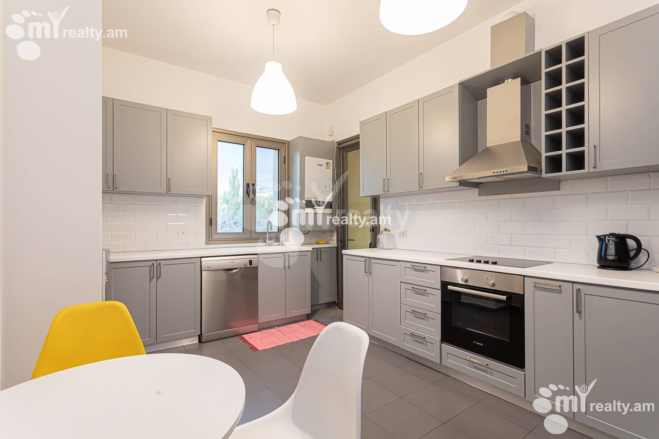 4 bedroom apartment for rent G. Hovsepyan St, Norque Marache Yerevan, 157126