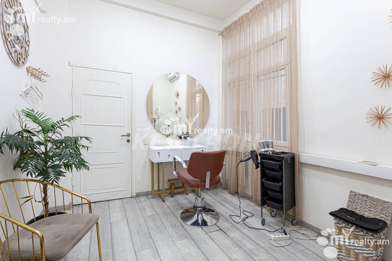 Կոմերցիոն տարածք  Տերյան փող, Կենտրոն Երևան, 155611