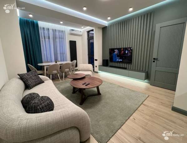 varcov-bnakaran/2-senyakanoc/Arshakunyats+Ave/Center/Yerevan