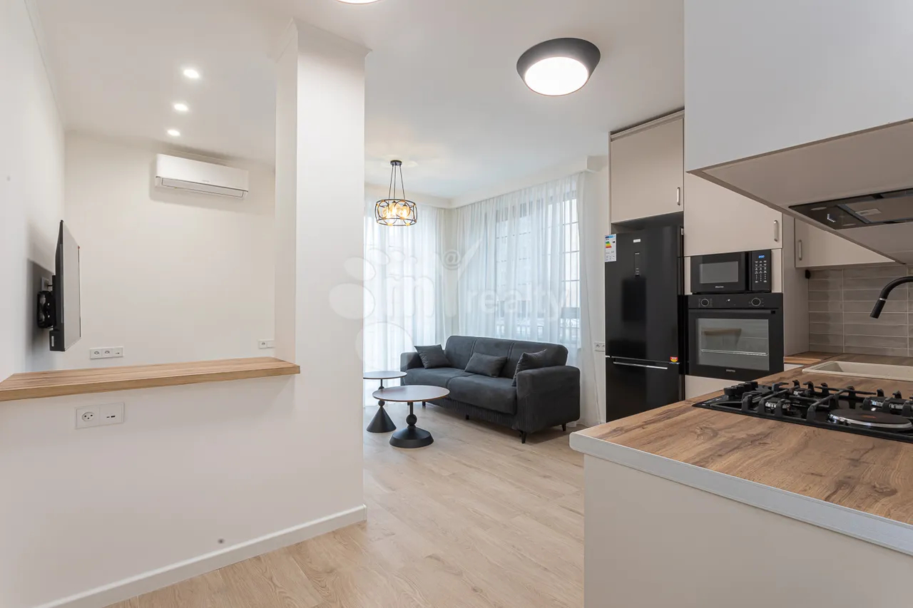 3 bedroom apartment for rent خیابان ساریان, مرکز شهر ایروان, 159421