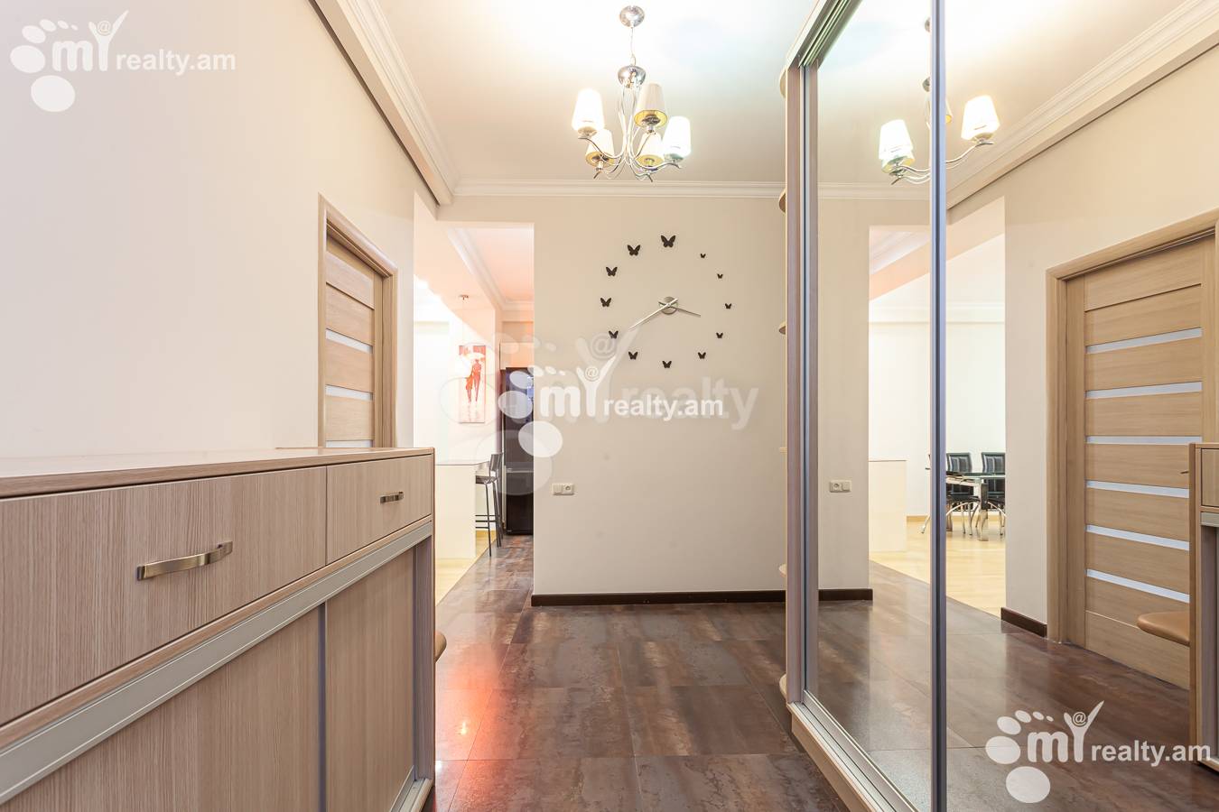 3 bedroom apartment for rent Aram St, Center Yerevan, 156058