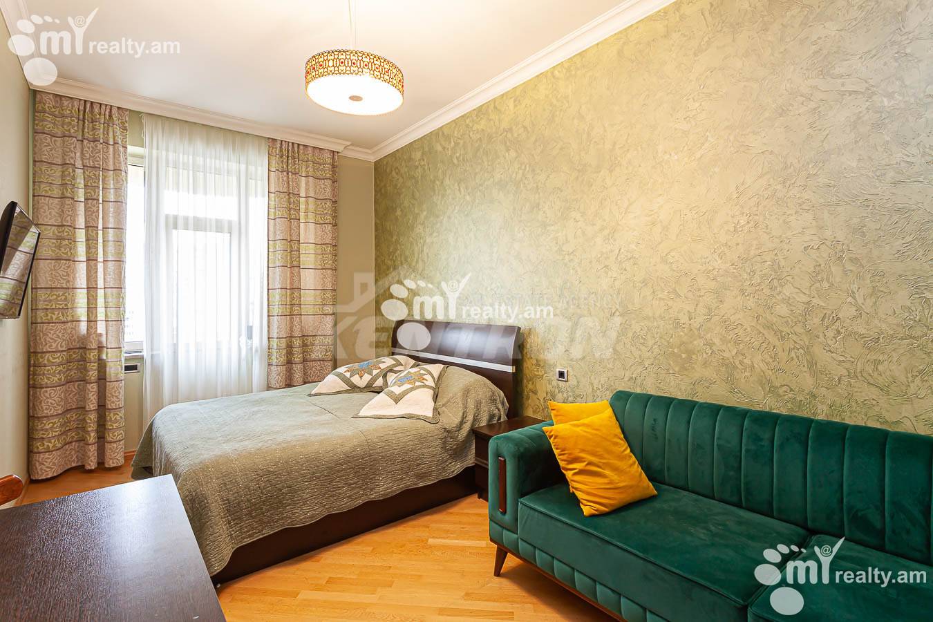 3 bedroom apartment for sale خیابان پارونیان, مرکز شهر ایروان, 153345