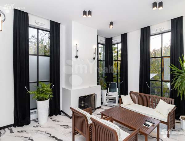 arandznatun-vacharq-Yerevan-Arabkir