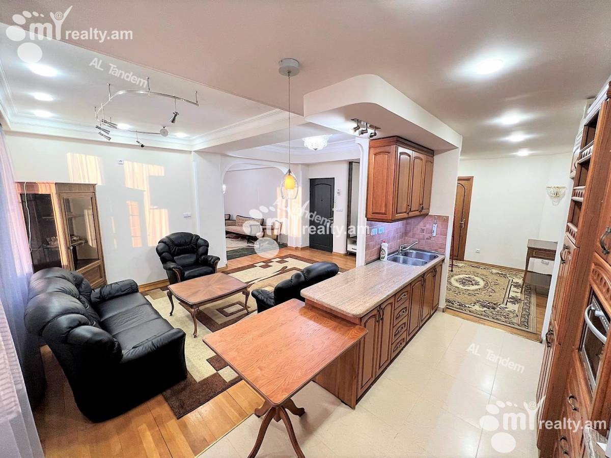 Снять 3 комнатную квартиру Мгер Мкртчян ул, Центр Ереван, 122518