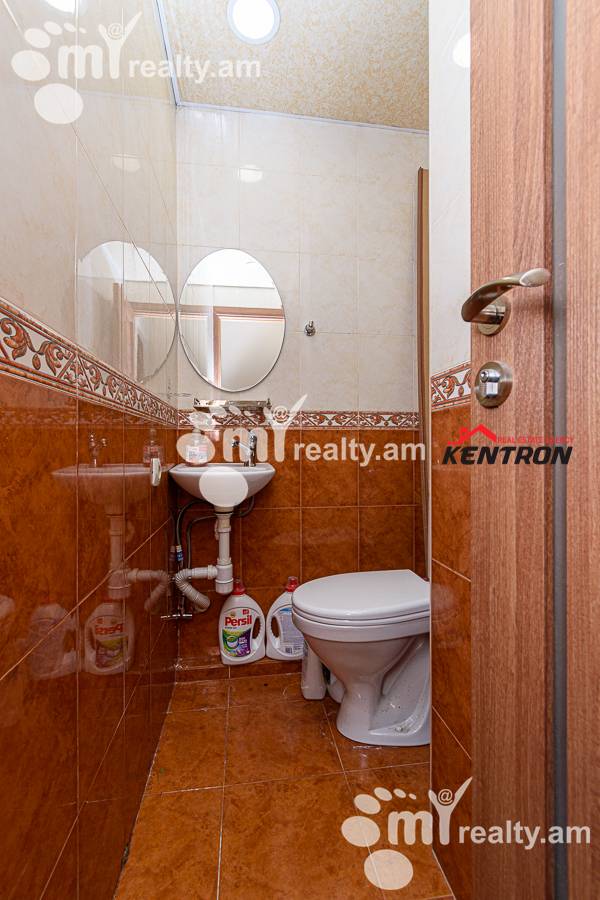 3 bedroom apartment for sale خیابان کومیتاس, عربگیر ایروان, 129294