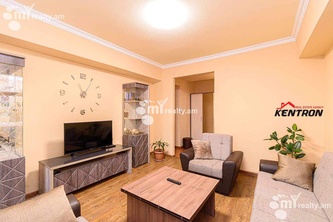 3 bedroom apartment for sale خیابان کومیتاس, عربگیر ایروان, 129294