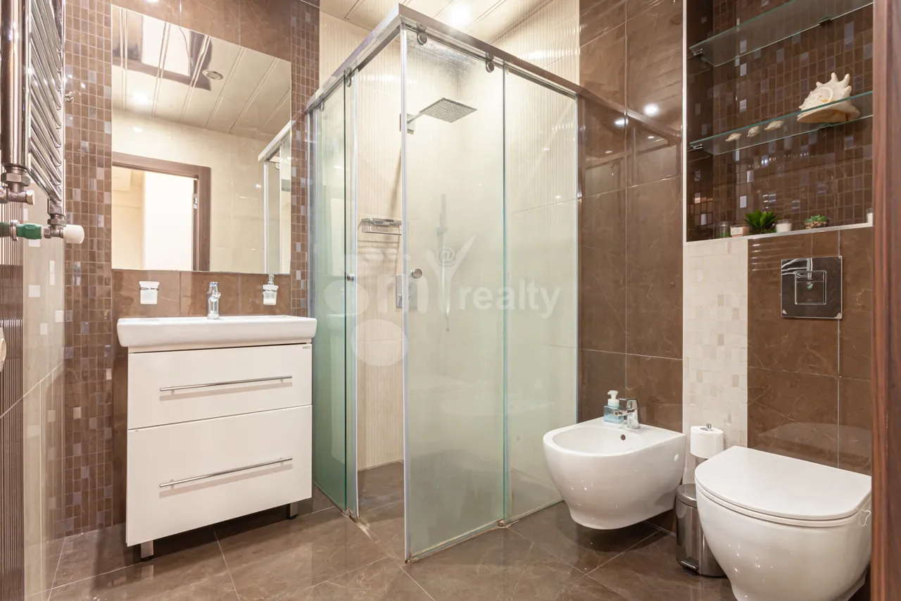 3 bedroom apartment for rent Mikoyan St, Davtashen Yerevan, 159435