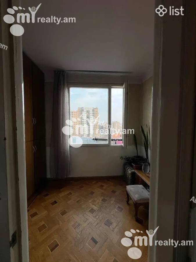 3 սենյականոց բնակարան  Սարյան փող, Կենտրոն Երևան, 158582