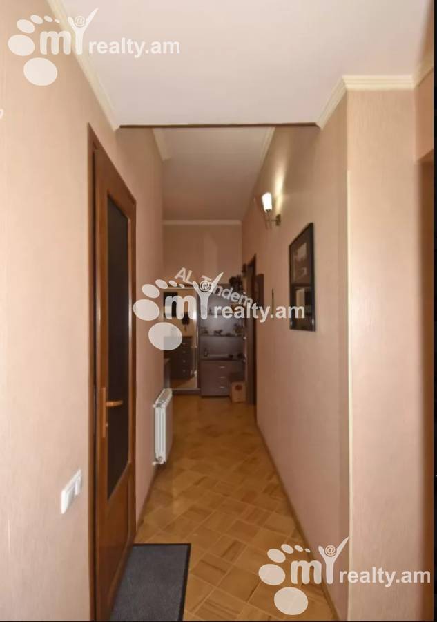 2 սենյականոց բնակարան  Վարդանանց փող, Կենտրոն Երևան, 158578