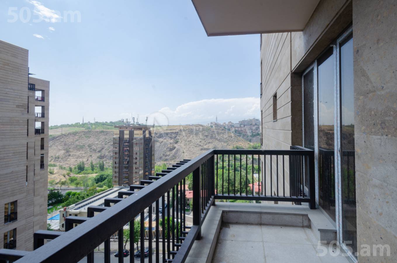 3 bedroom apartment for sale Paronyan St, Center Yerevan, 138364