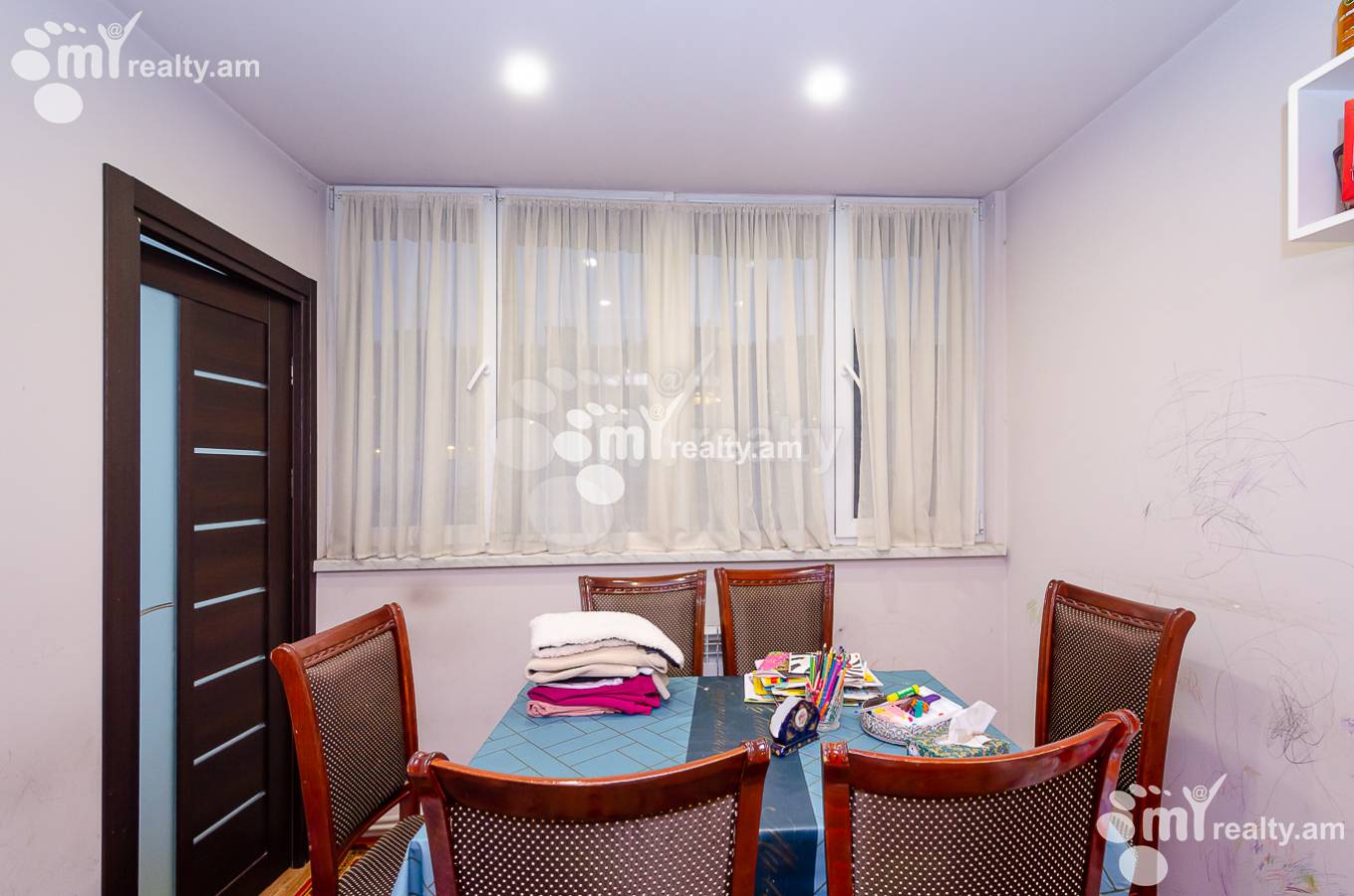 Купить 3 комнатную квартиру Г.Кочар ул, Арабкир Ереван, 143238