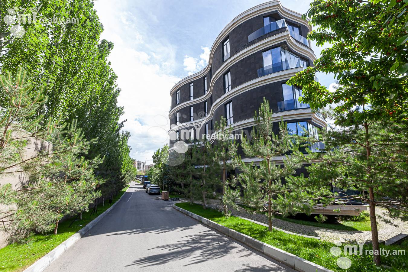 3 bedroom apartment for sale G. Hovsepyan St, Norque Marache Yerevan, 155576