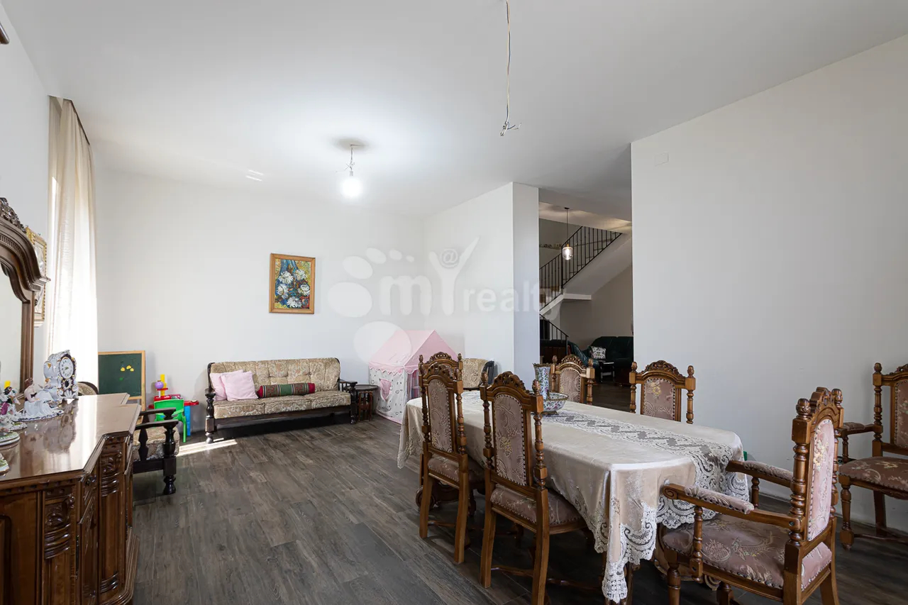 Купить дом Канакер 17ый ул, Канакер-Зейтун Ереван, 160154