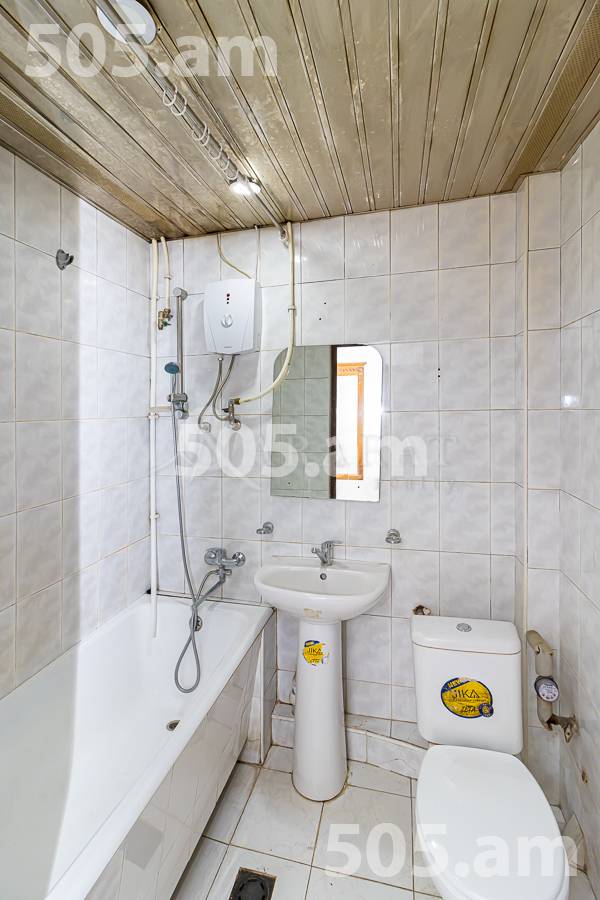 2 bedroom apartment for sale خیابان واردانانتس, مرکز شهر ایروان, 155289