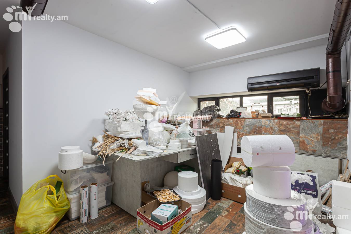 Կոմերցիոն տարածք  Կորյուն փող, Կենտրոն Երևան, 154359