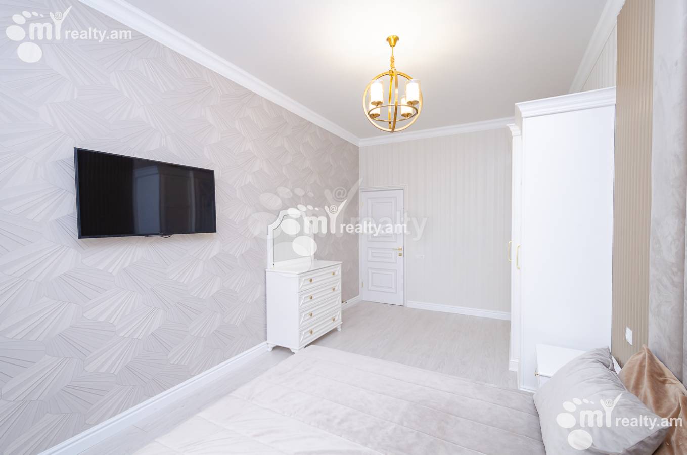 4 սենյականոց բնակարան  Վ.Փափազյան փող, Արաբկիր Երևան, 151948