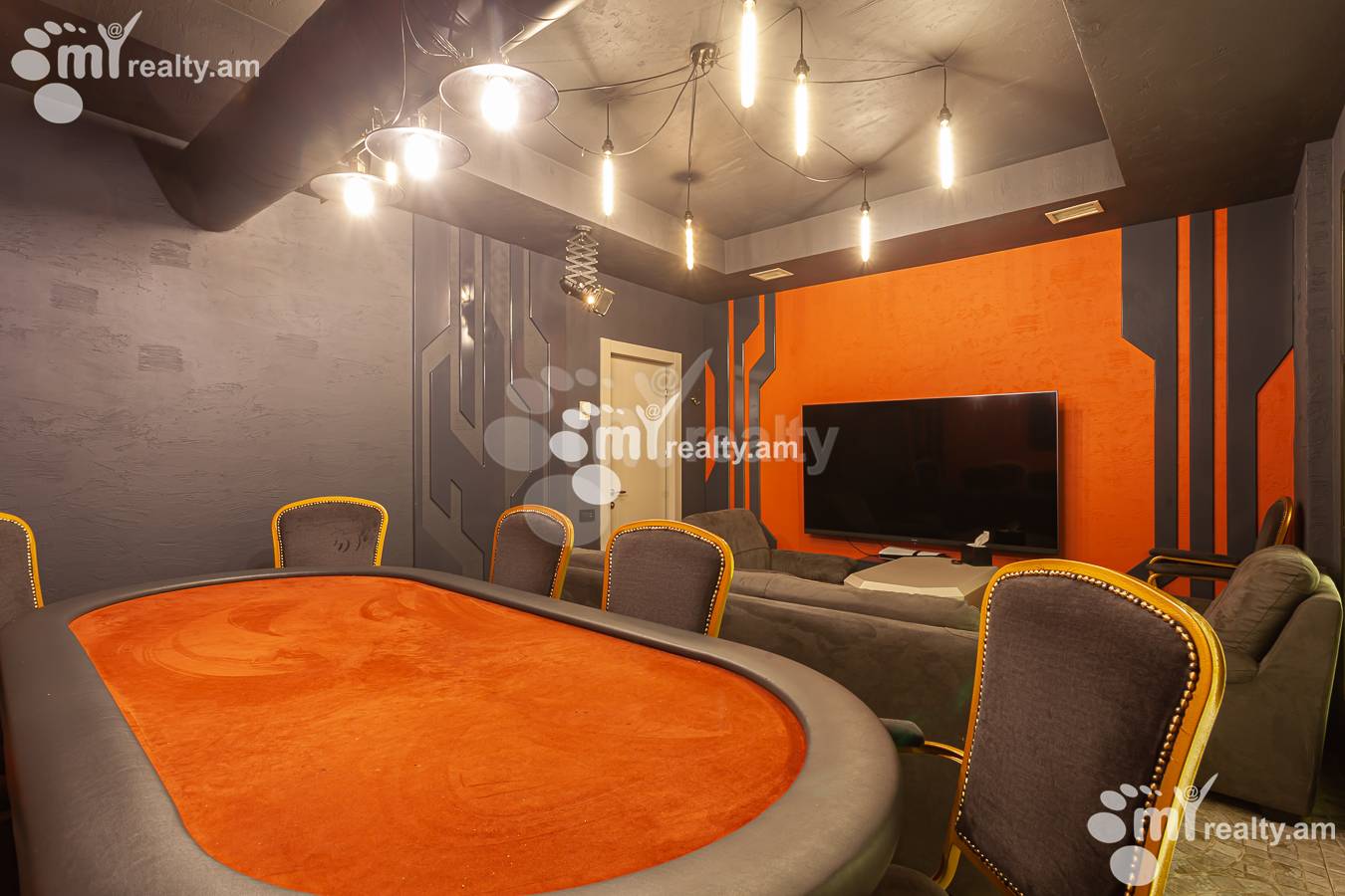 Կոմերցիոն տարածք  Չարենցի փող, Կենտրոն Երևան, 156923