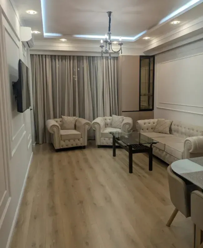 2 bedroom apartment for rent خیابان گِریبودوف, عربگیر ایروان, 161953