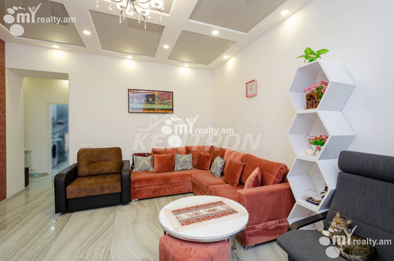 2 սենյականոց բնակարան  Մաշտոցի պող, Կենտրոն Երևան, 139986