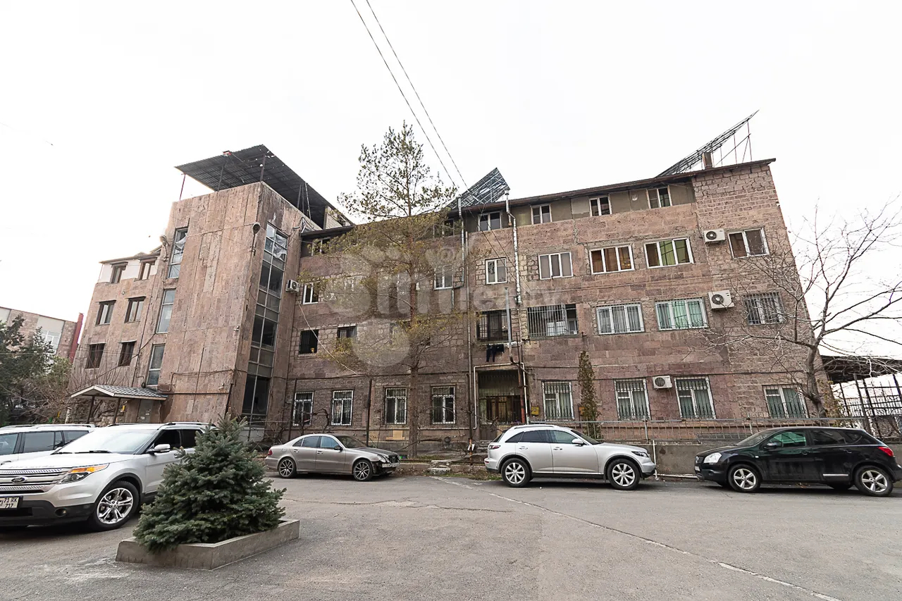 3 bedroom apartment for rent Armenak Armenakyan St, Norque Marache Yerevan, 159454