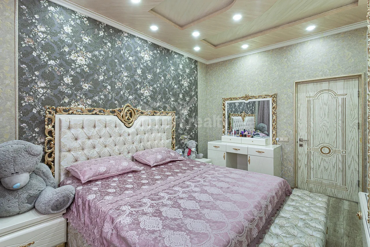 4 bedroom apartment for sale Argishti St, Center Yerevan, 161737