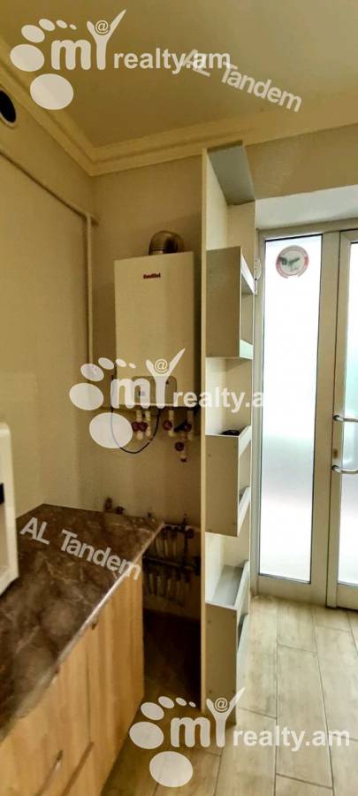 Commercial for rent خیابان ا. کاخاتریان, عربگیر ایروان, 122410