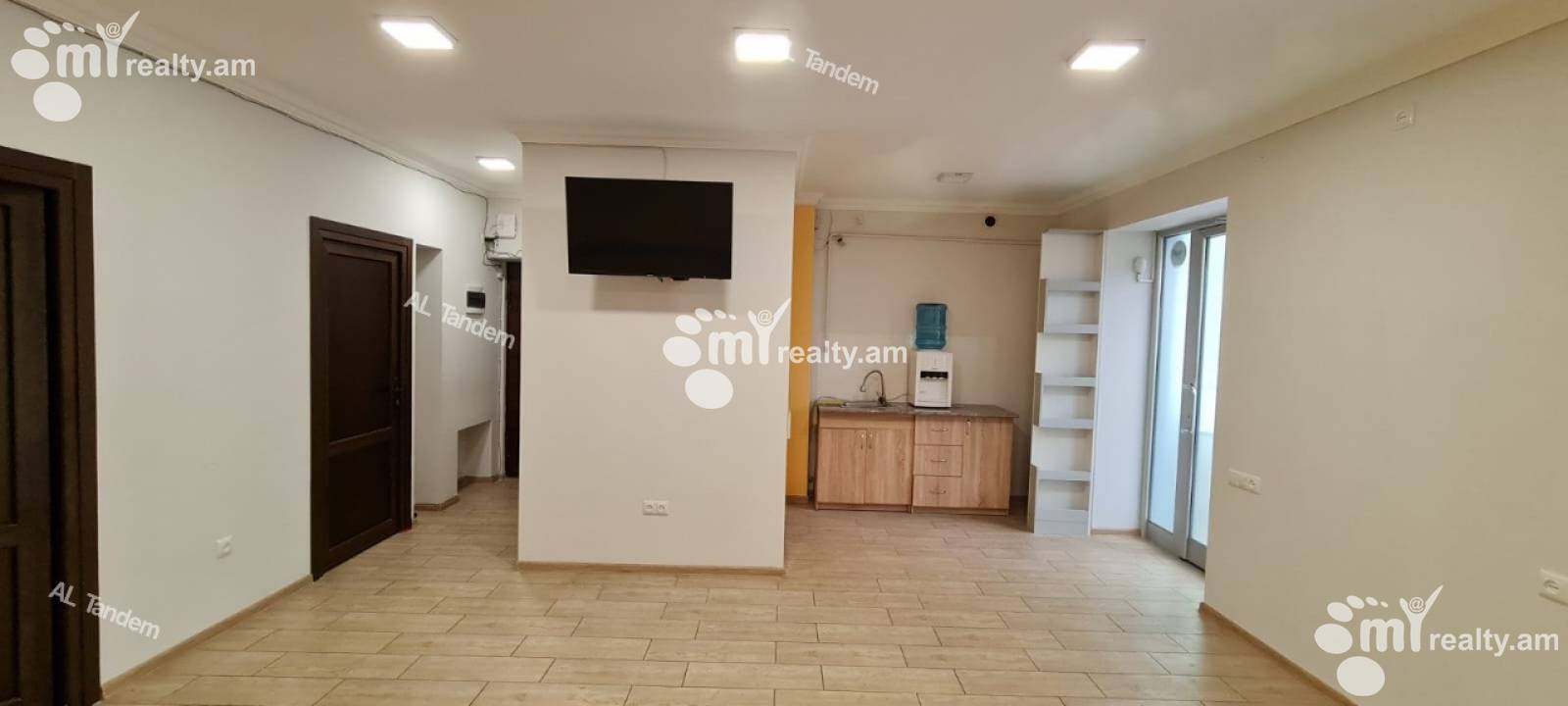 Commercial for rent خیابان ا. کاخاتریان, عربگیر ایروان, 122410