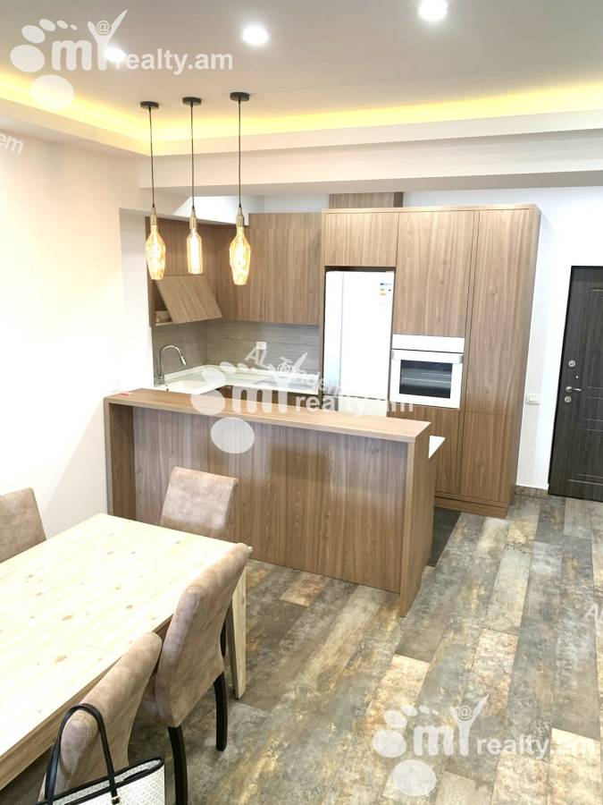 3 bedroom apartment for rent Koghbatsi St, Center Yerevan, 158580