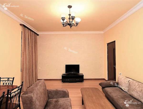 3-senyakanoc-bnakaran-vacharq-Yerevan-Center