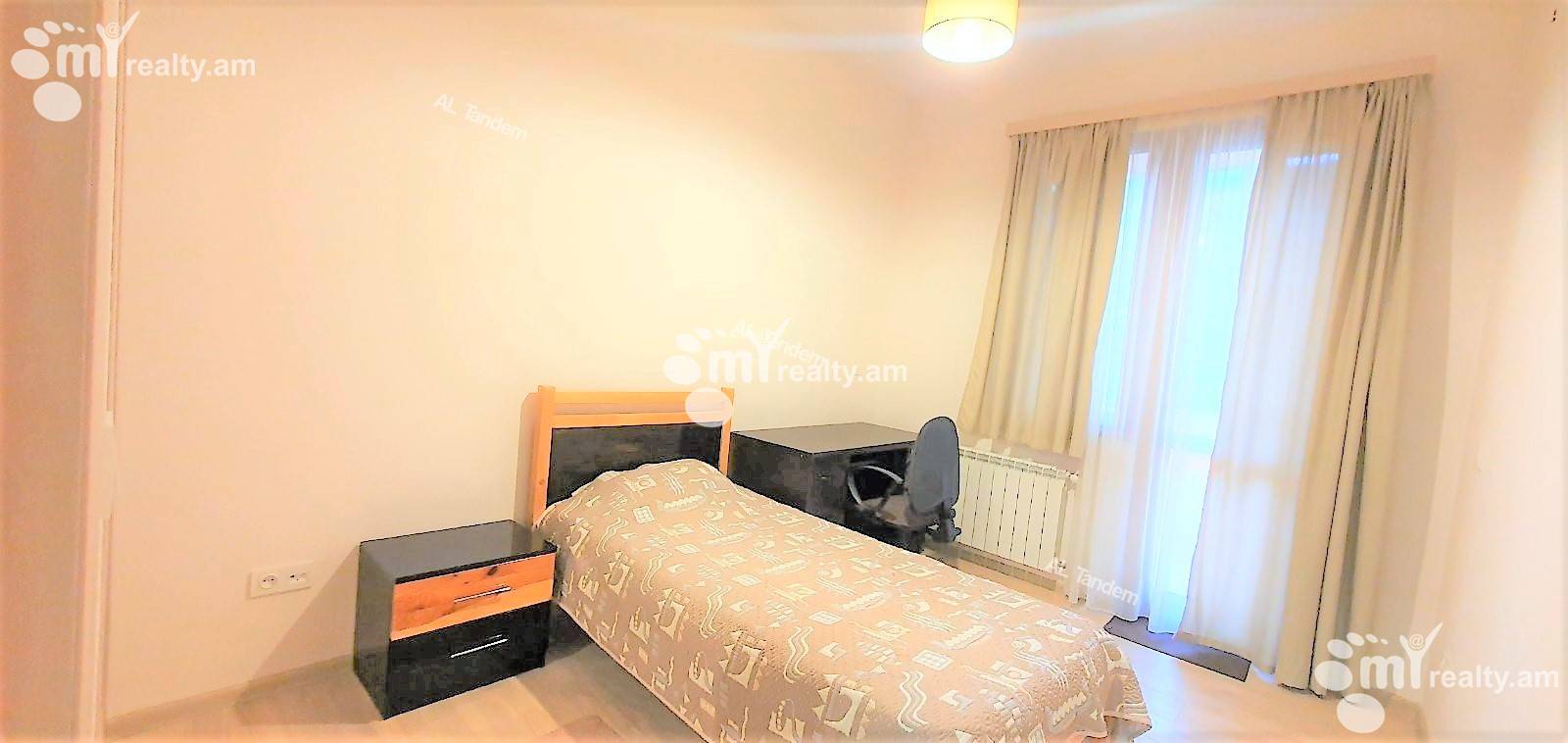 4 bedroom apartment for rent Antarayin St, Center Yerevan, 147991