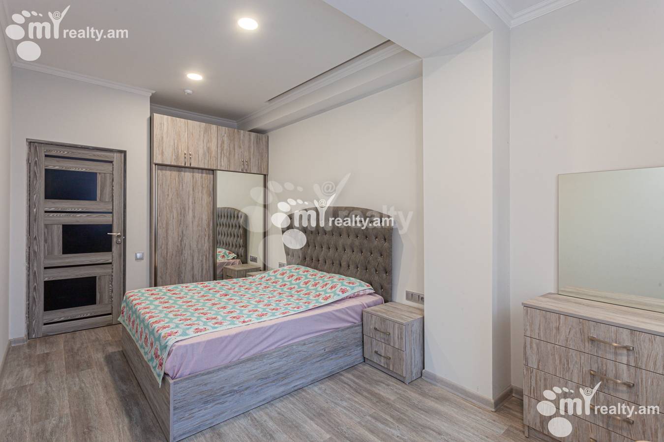 3 bedroom apartment for sale N. Tigranyan dead end, Arabkir Yerevan, 152078