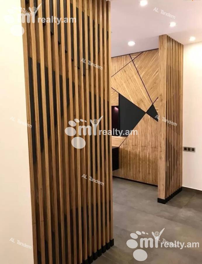 3 bedroom apartment for sale خیابان ماشتوتس, مرکز شهر ایروان, 130041