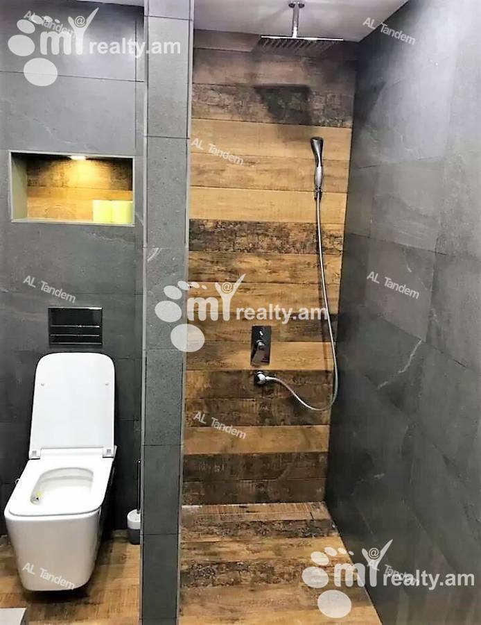 3 bedroom apartment for sale خیابان ماشتوتس, مرکز شهر ایروان, 130041