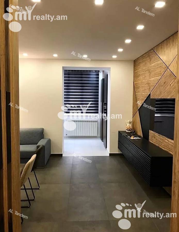 3 bedroom apartment for sale خیابان ماشتوتس, مرکز شهر ایروان, 130041