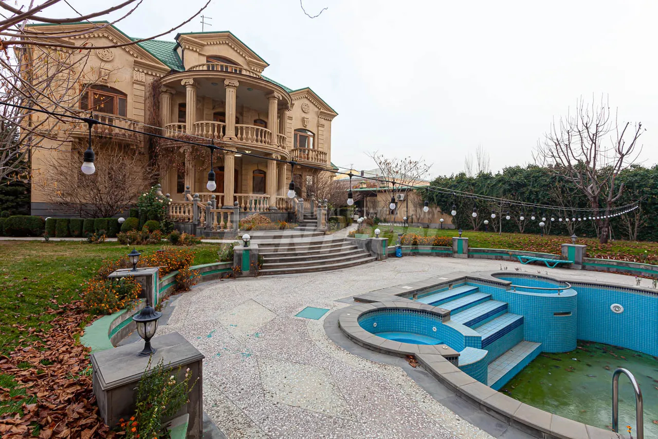 House for sale Pirumyans  St, Davtashen Yerevan, 157261