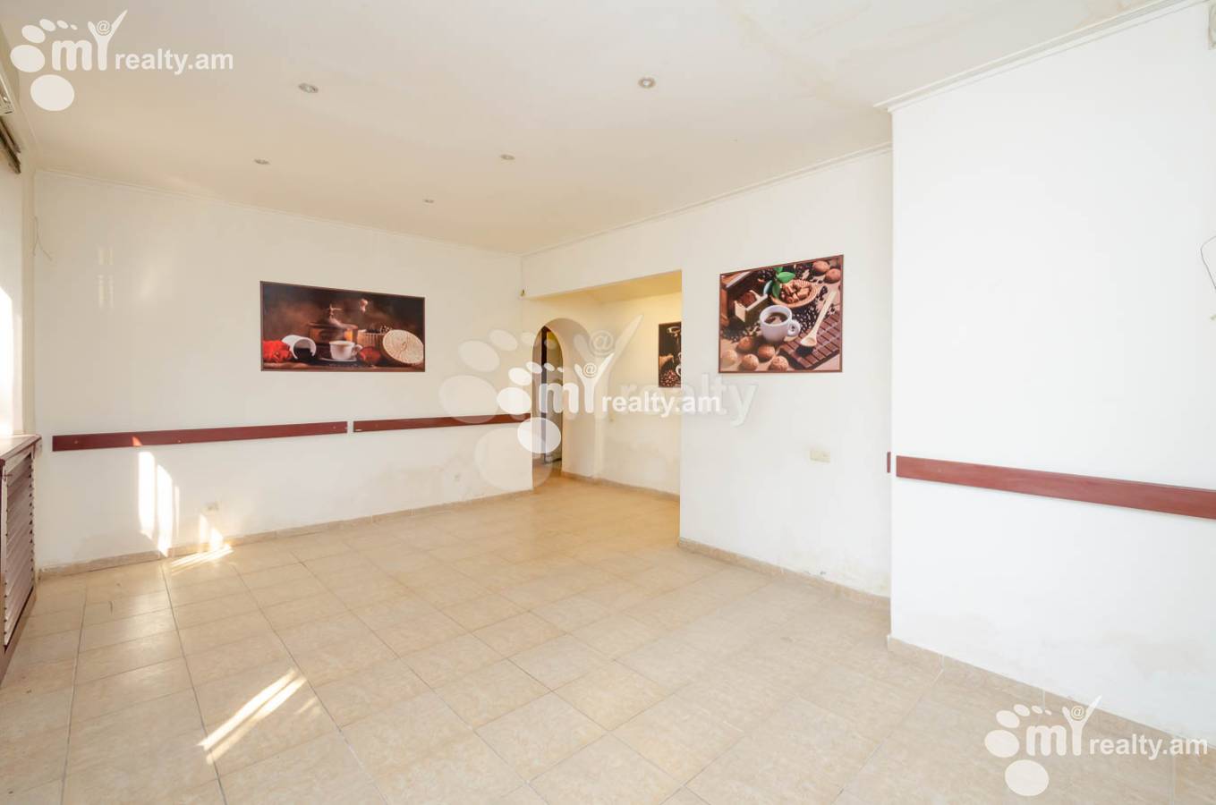 Commercial for sale خیابان کومیتاس, عربگیر ایروان, 144951