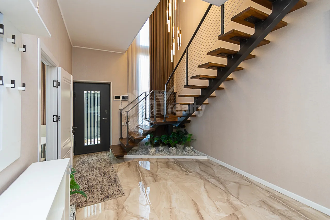 House for sale Lukashin St, Adshapnjak Yerevan, 161303