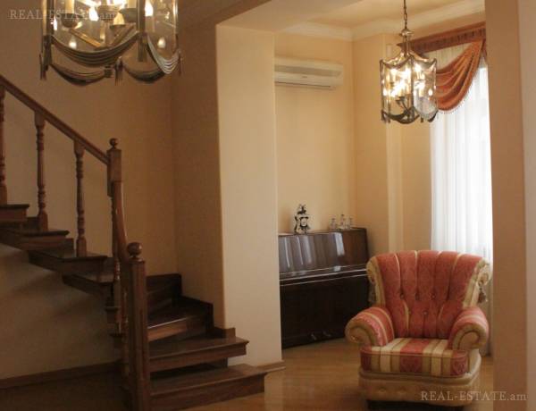 4-senyakanoc-bnakaran-vacharq-Yerevan-Center